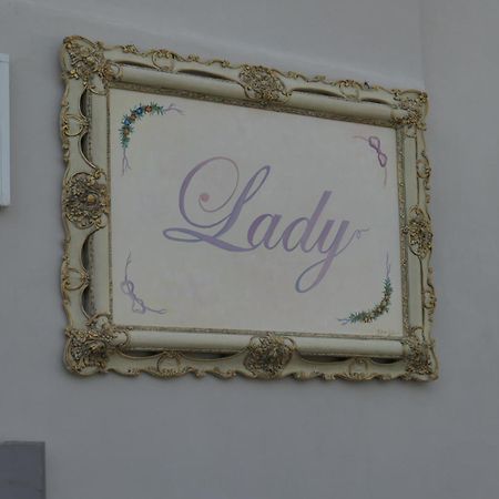卡泰维托莫顿Bb Lady住宿加早餐旅馆 外观 照片